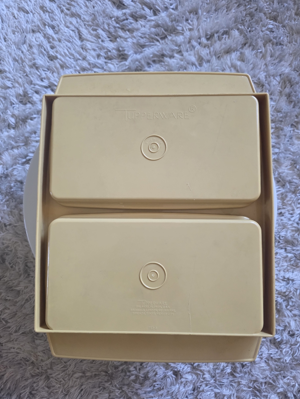 Vintage Tupperware Deviled Egg Holder Yellow - Picture 7 of 9